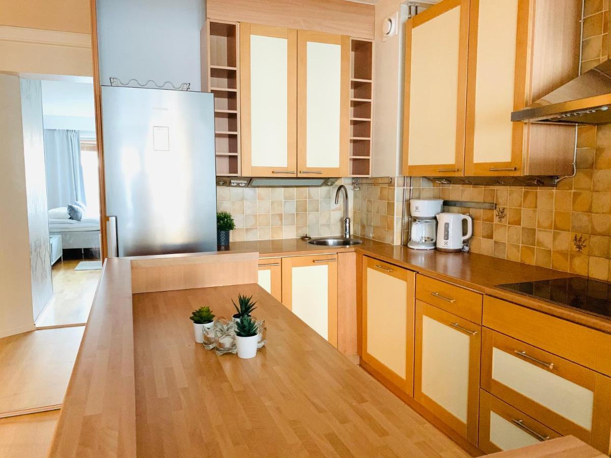 City Home Finland Spacious Downtown Apartment - One Bedroom, Private Sauna And Great Location In Tampere Downtown מראה חיצוני תמונה