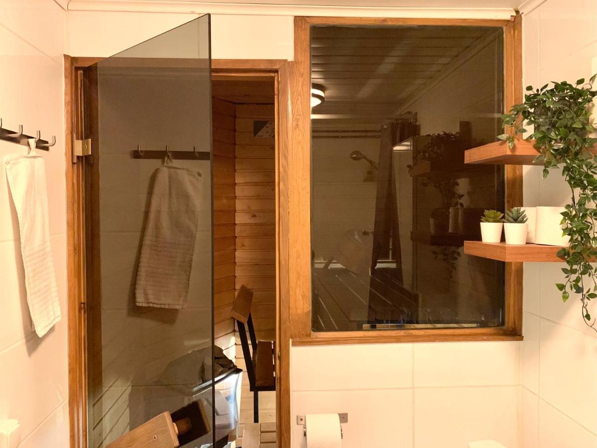 City Home Finland Spacious Downtown Apartment - One Bedroom, Private Sauna And Great Location In Tampere Downtown מראה חיצוני תמונה